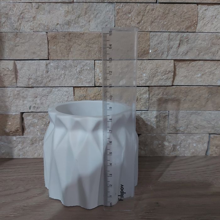 Керамична кашпа голяма