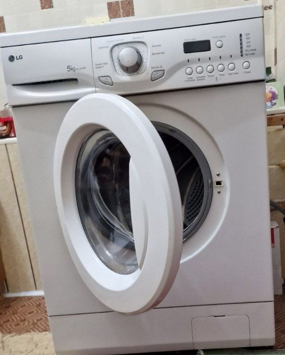 ТелевLG, сплитсистема-18 LG, холод. Атлант, стир.маш LG,стол,стулья