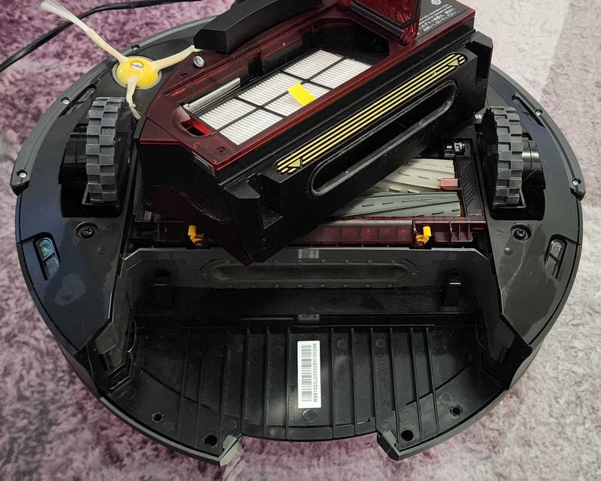 Aspirator robot iRobot Roomba seria 900 (Wi-Fi, Navigație Cameră) + Perete Virtual