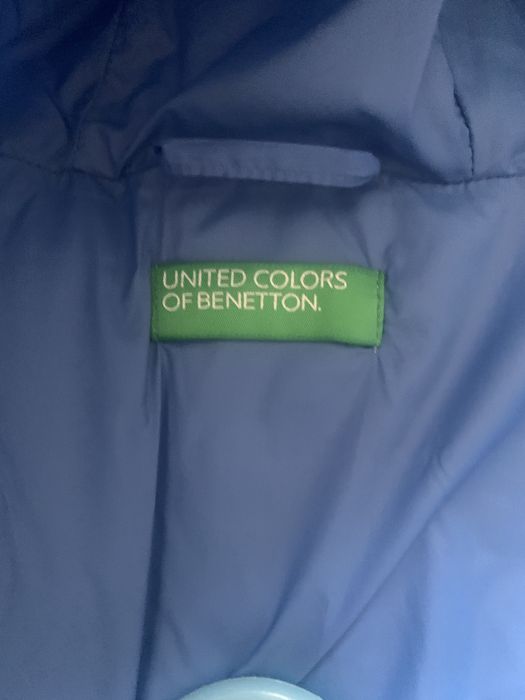 Geaca iarna super matlasata Benetton NOUA marime 130/134 cm - Redusa