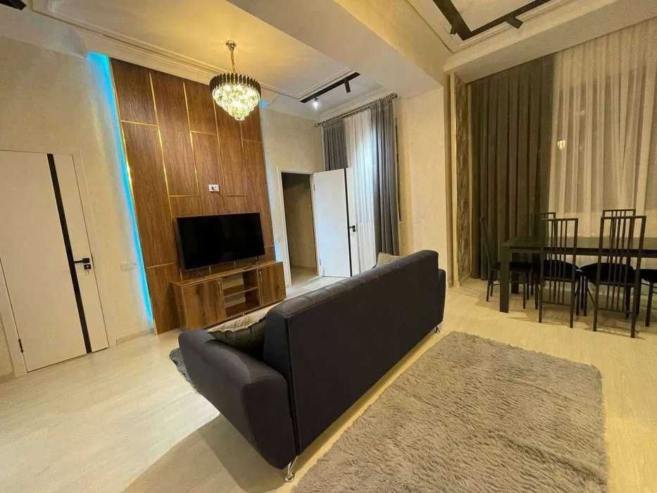 Срочно сдам 2- комнаты  3/5  Мирабадский   Метро Ойбек