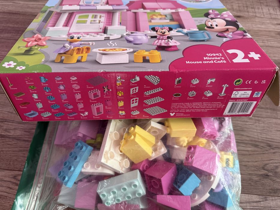 Lego Duplo Minnie’s House and Cafe
