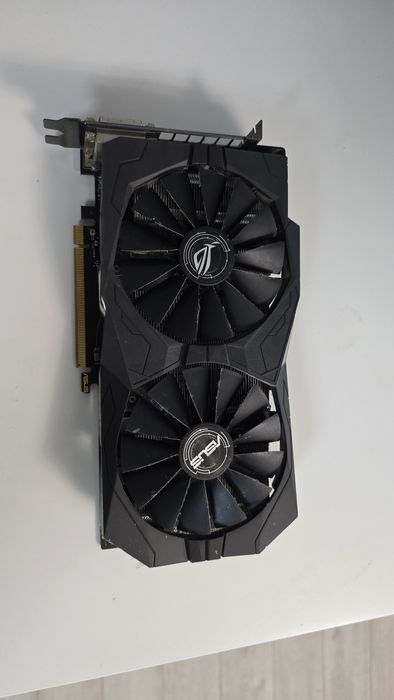 Placa Video ASUS Radeon RX 570 8GB GDDR5 – Stare Impecabila