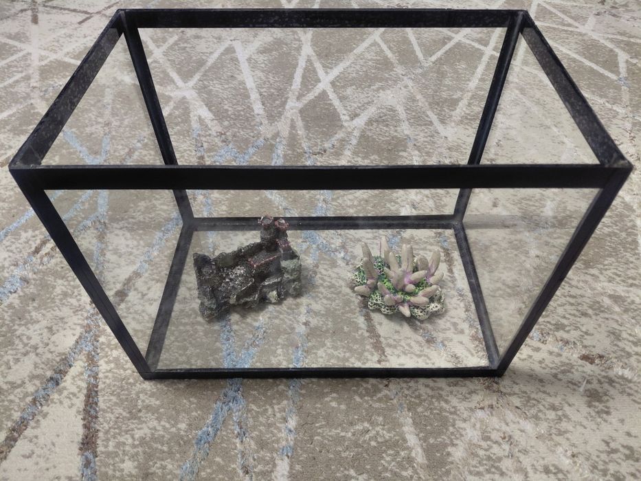 Аквариум - террариум 25 - 30 л.