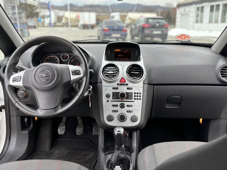 Opel Corsa D 2009