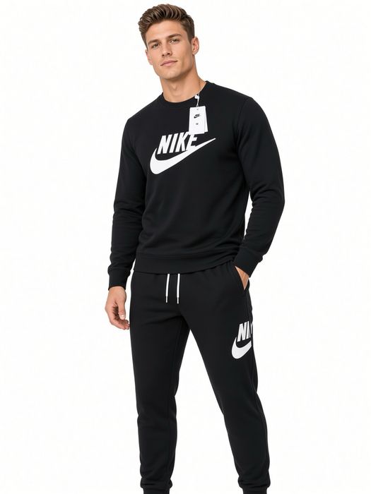Trenig nike negru si verde