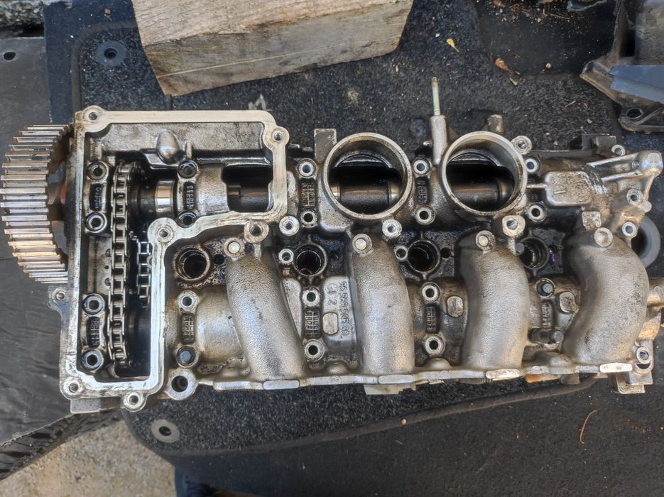 Глава за Пежо-407,2.2HDI-170к.с.