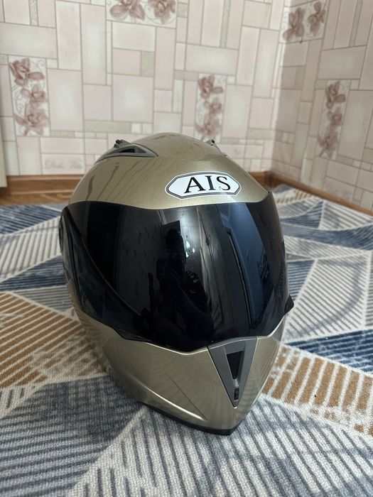 Мото шелм AIS компания