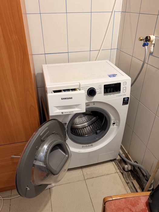 Продам стиральную машинку