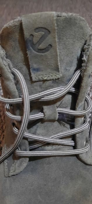 Продам ботинки демисезонные