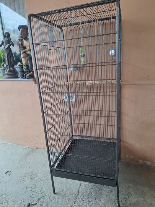 Voliera, colivie, cusca Pasari, papagali