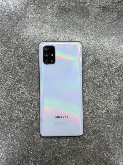 Телефон Samsung a71