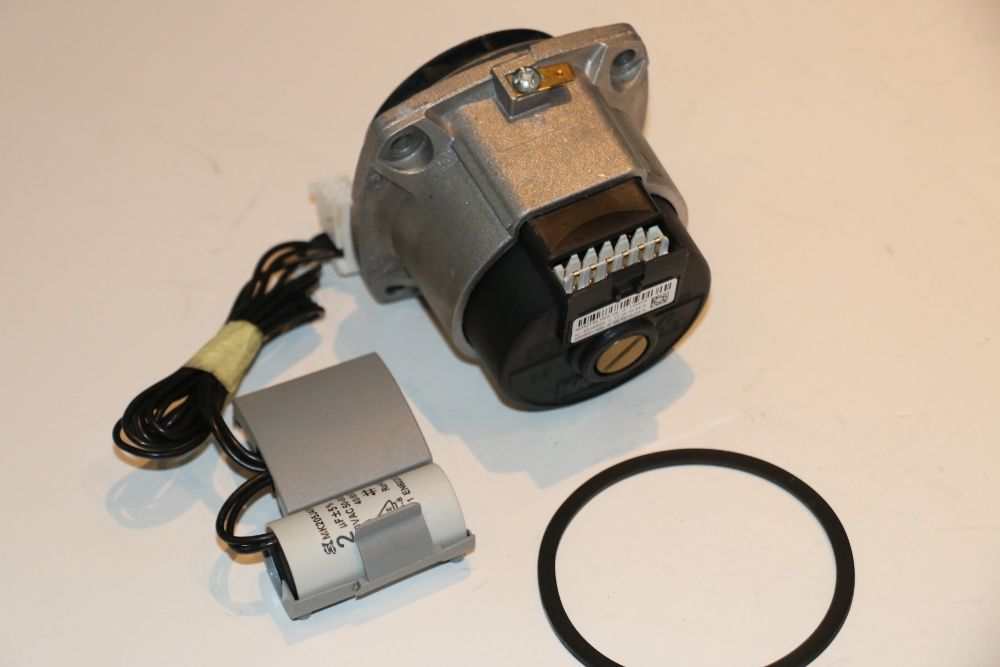 Pompa Wilo INTMTSL 15/5 HE - 2 centrala termica Ariston Clas Genus