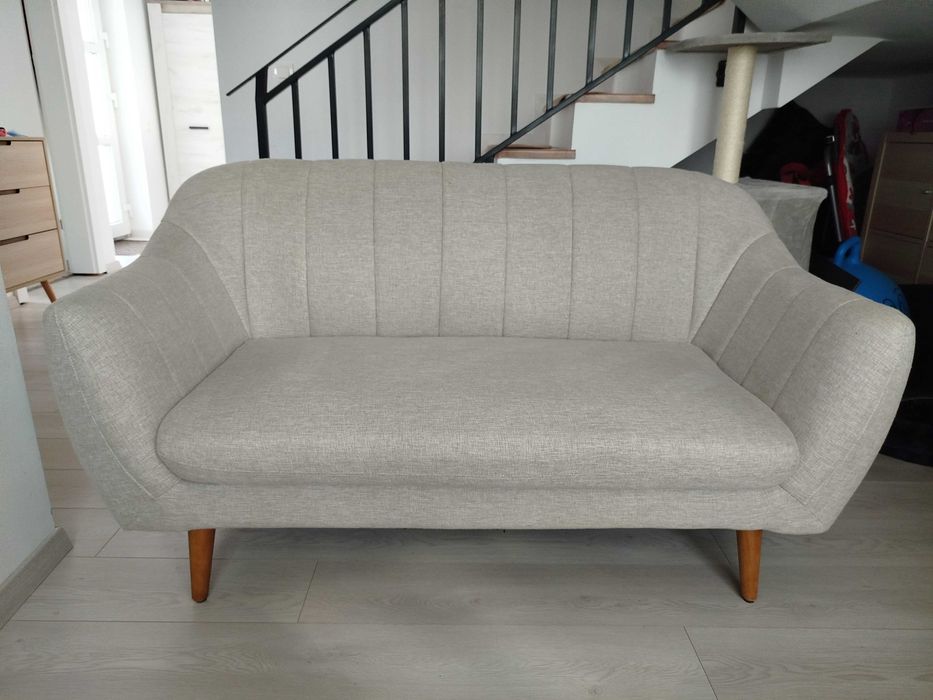 Canapele 2 și 3 persoane