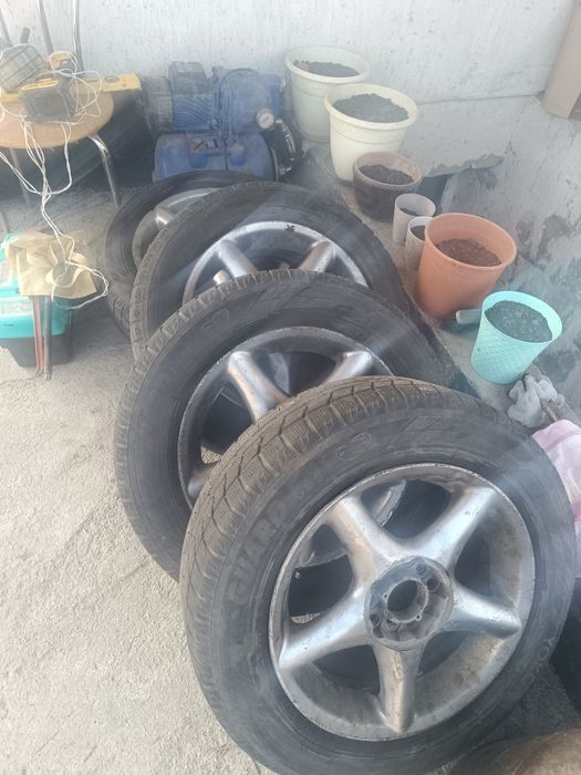 Продам диски на машину диаметр 16