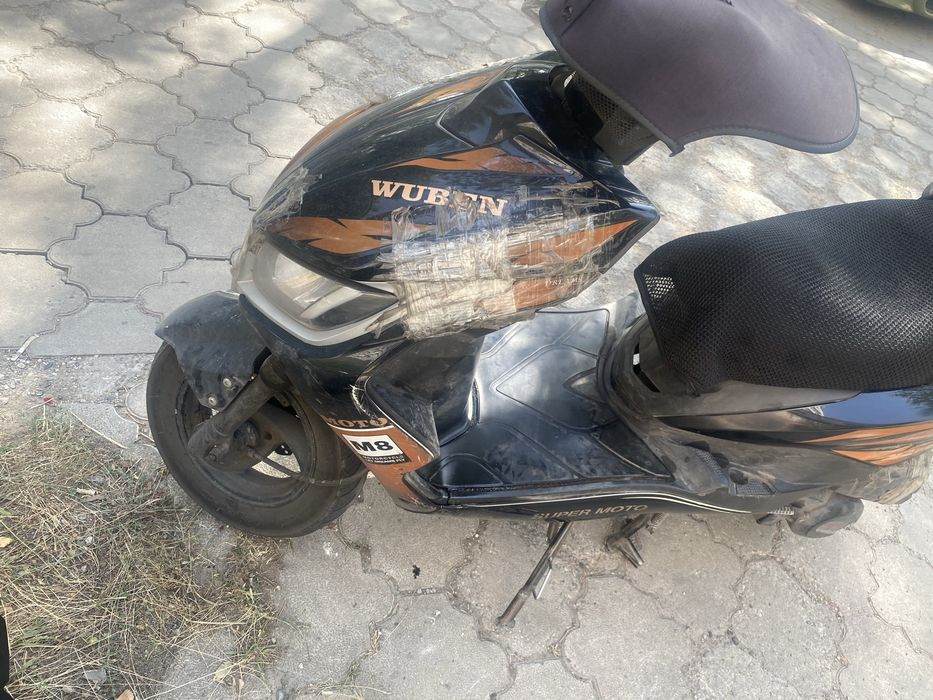 М8 скутер мопед продам