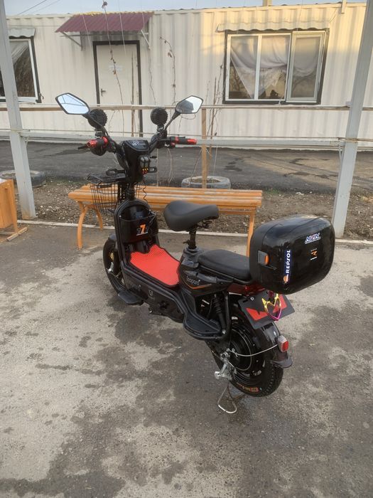 Продам скутер лепорт проект