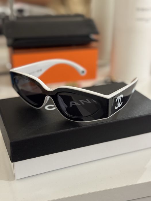 Дамски слънчеви очила