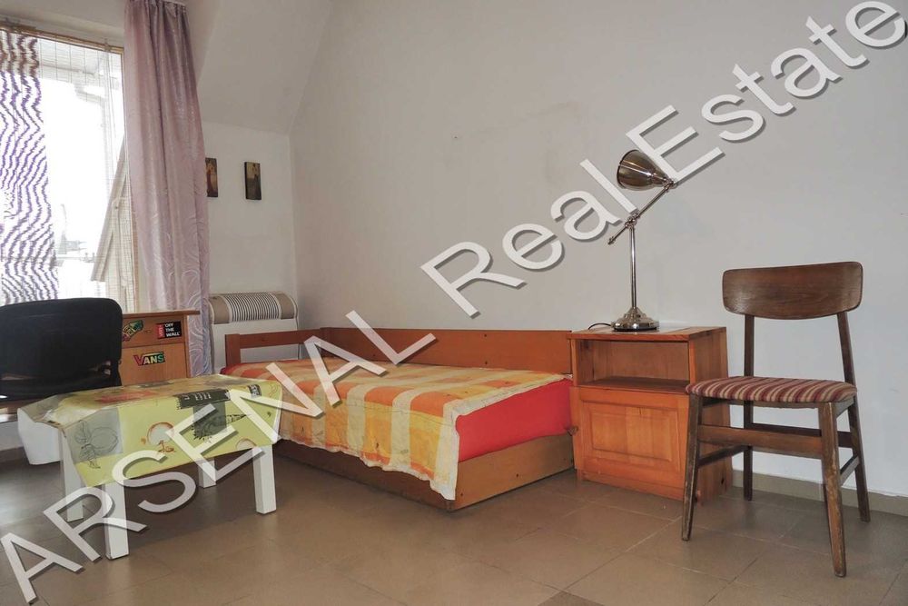 Ателие под наем, Овча купел