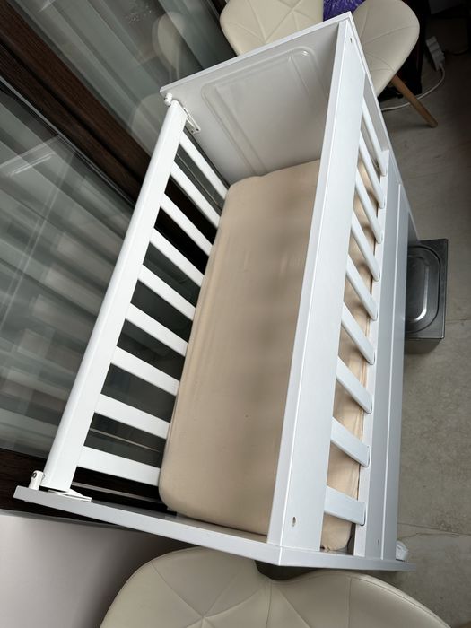 Patut copii cu laterala culisanta + saltea