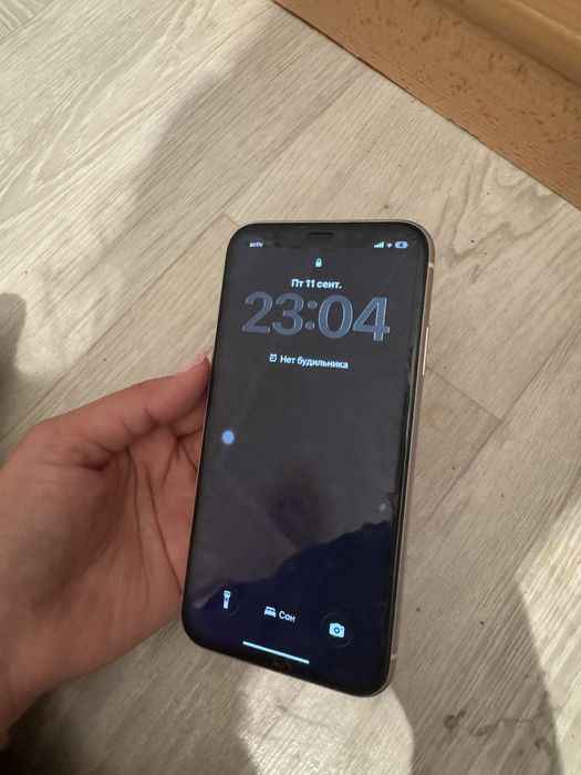 Айфон 11 128гб 70000