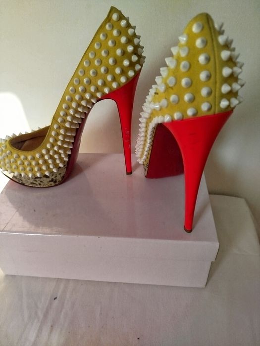 Labuten женские туфли на высоких каблуках. Оригинал.