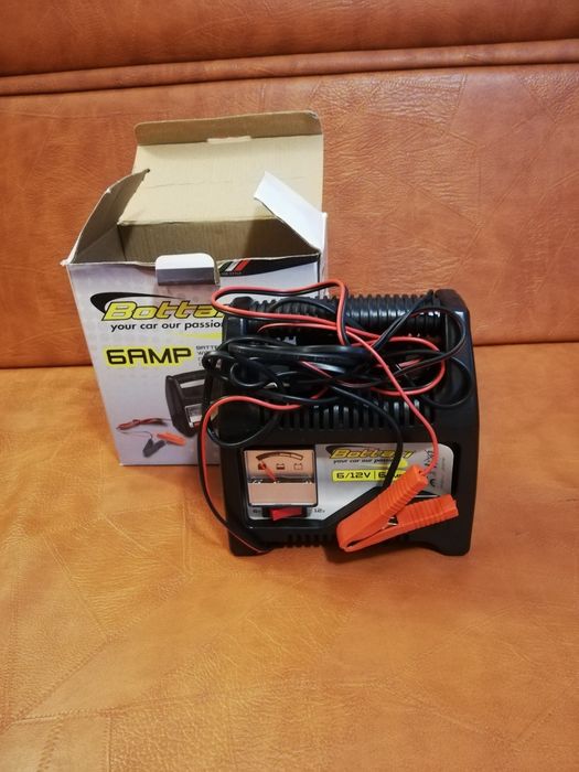 Redresor pentru baterie auto,nefolosit