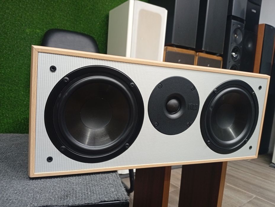 Център NUBERT nuBox CS-330