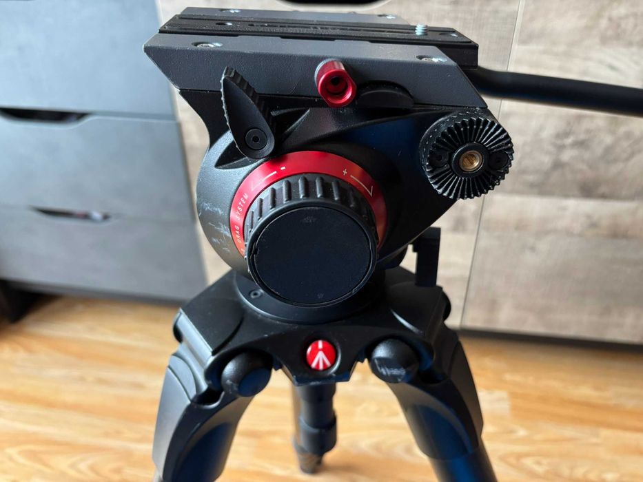 Manfrotto - 504HD, 536K - Професионален статив