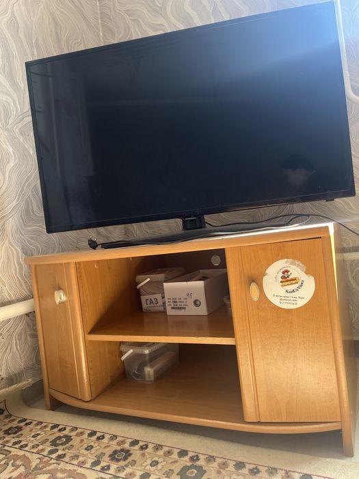 телевизор Samsung UE42F5000AK