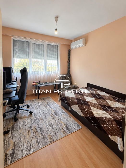 Продава се Двустаен апартамент в Пловдив, Христо Смирненски - 65 кв.м за 1462 €/кв.м - Снимка #1