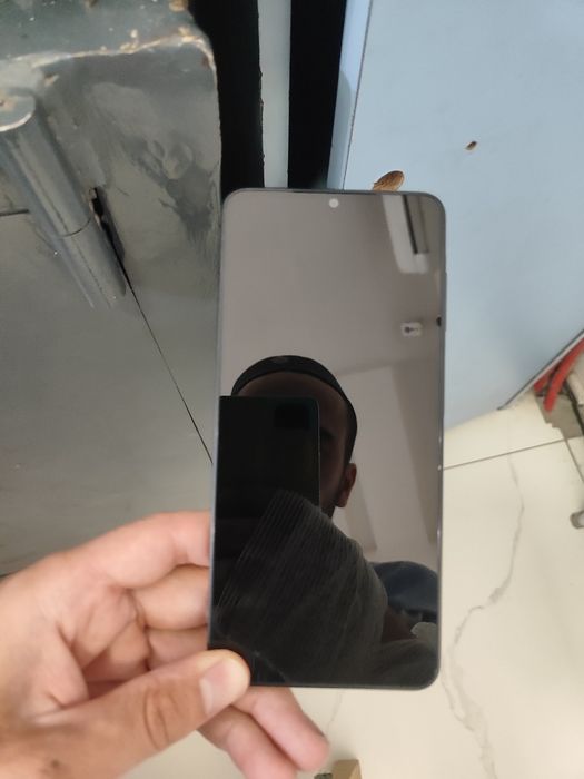 Samsung A07.   Deyarli yangi