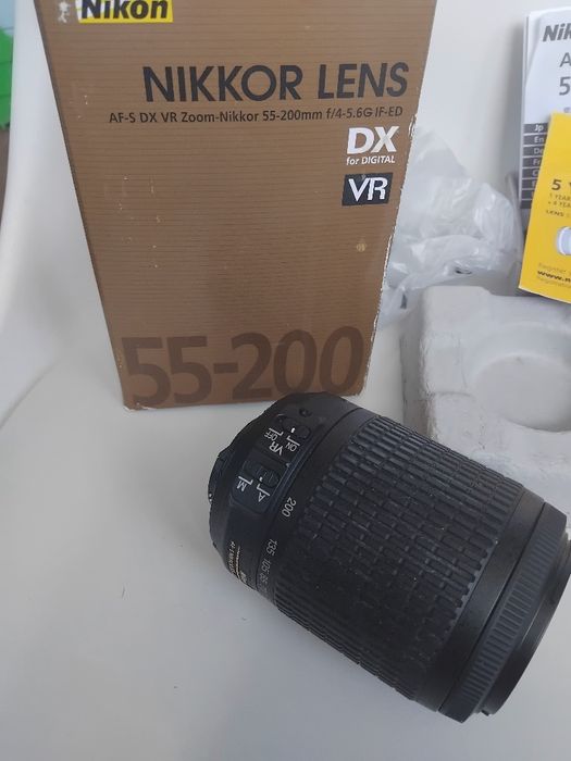 Продавам обектив Nikkor Lens AF-S DX VR ZOOM NIKKOR 55-200mm f/4-5,6G IF-ED Като нов.