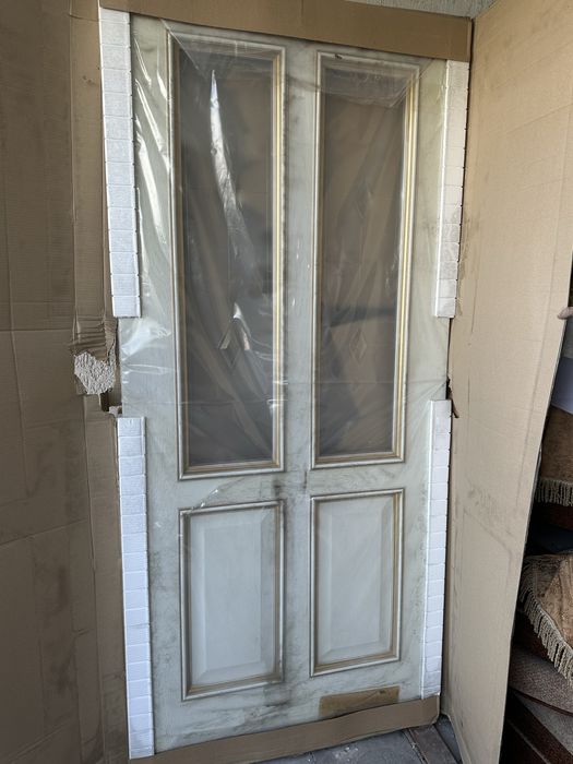 Продам межкомнатную дверь