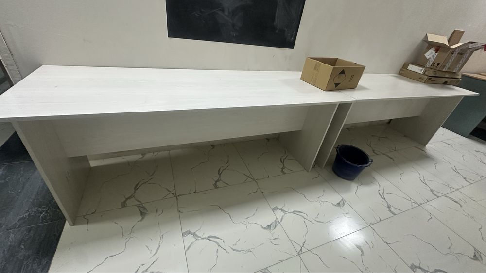 Продаются столы в идельном состоянии.