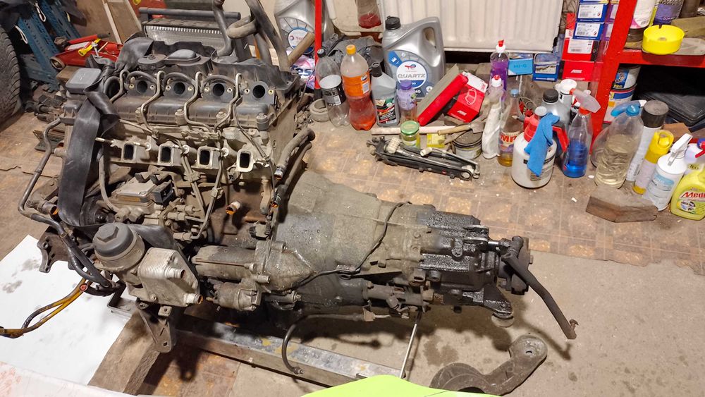 Двигател +скорости BMW E46