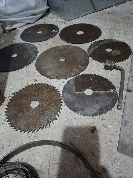 Дискове и ос за цинкуляр