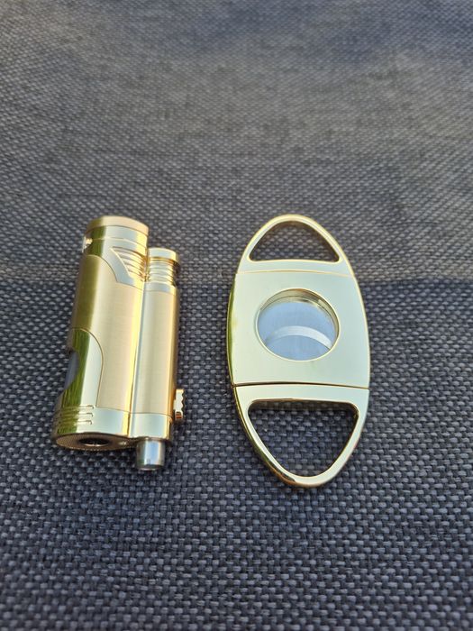 Стилна запалка за пури с лого и подарък резачка в подаръчна кутия