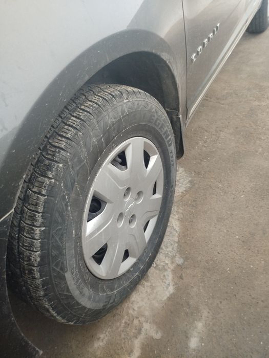 Cobalt 2020 sotiladi uzimiz salondan olganmiz narxini kelishamiz yana