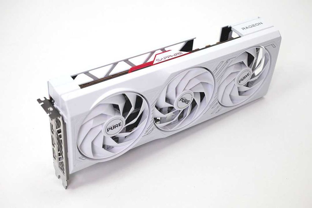 Sapphire rx 7800 xt pure ideal