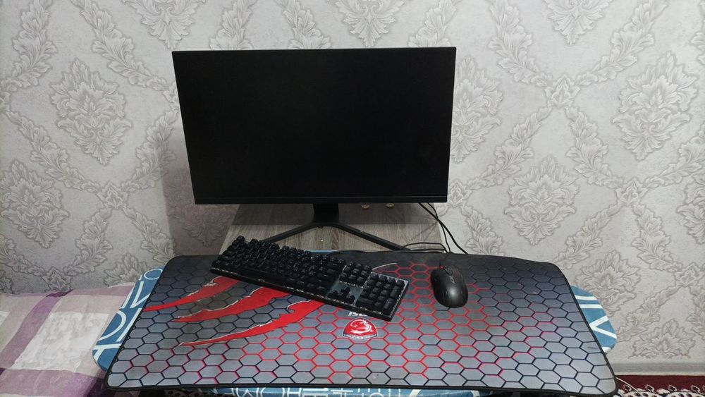 Компьютер сотилади срочно бугун ерта сотип олганга котта скидка бор