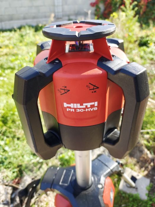 Hilti PR 30 HVS + PRA 90 - Ротационен лазер + автоматична тринога