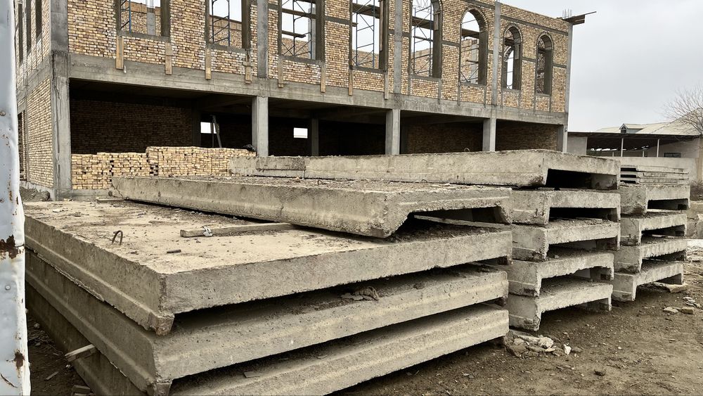 Plitalar sotiladi b/u sifati zôr