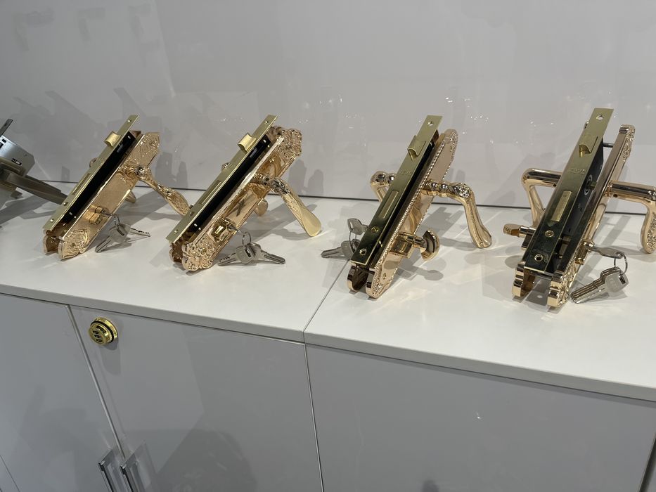 Замки для межкомнатных дверей магнитные механизм замок железных дверей