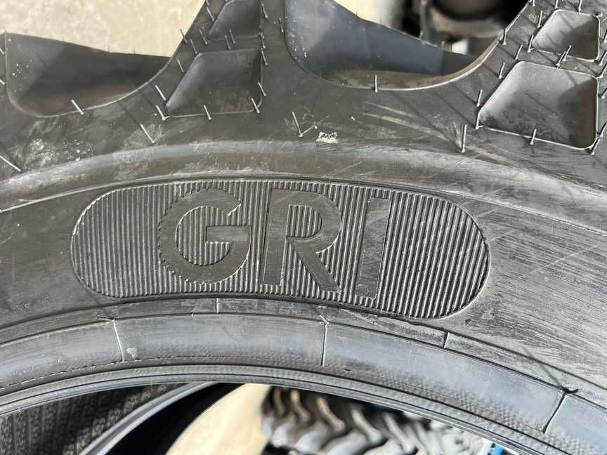 Marca GRI pentru tractor spate 12.4-28 anvelope noi cu 12 pliuri