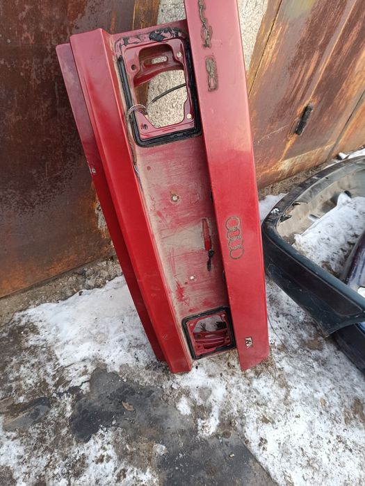 Крышка багажника Ауди 80 б3