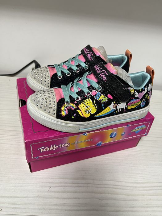 Adidasi skechers nr 34