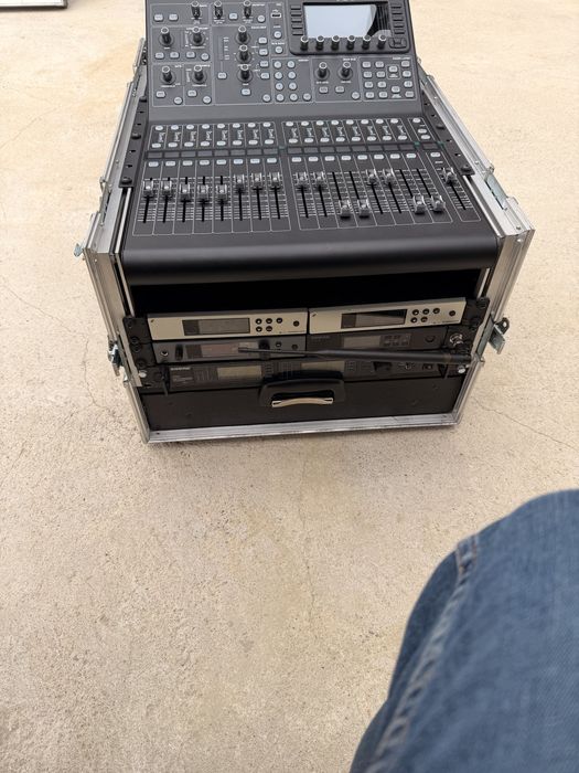 Mixer Midas M32 R Live ( Dynacord, cms 2, cms3) wing, behringer