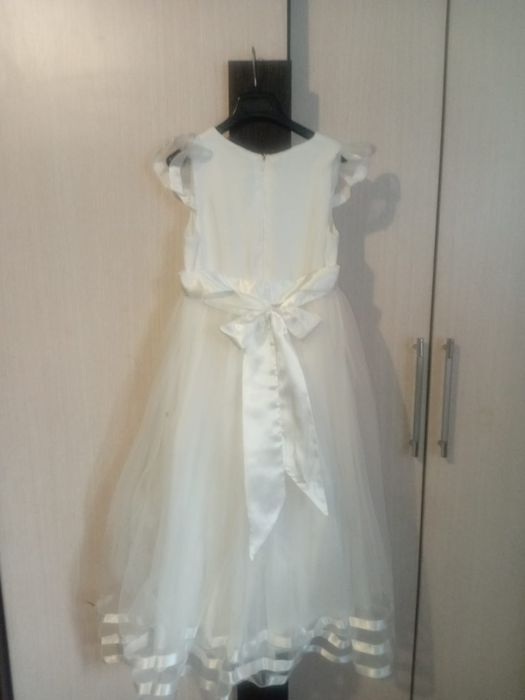 Нарядные платья для девочек дёшево!