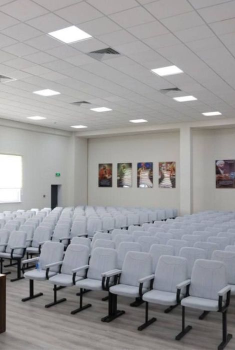 Teatr • Konferensya• Aktf zallar uchun kreslolar